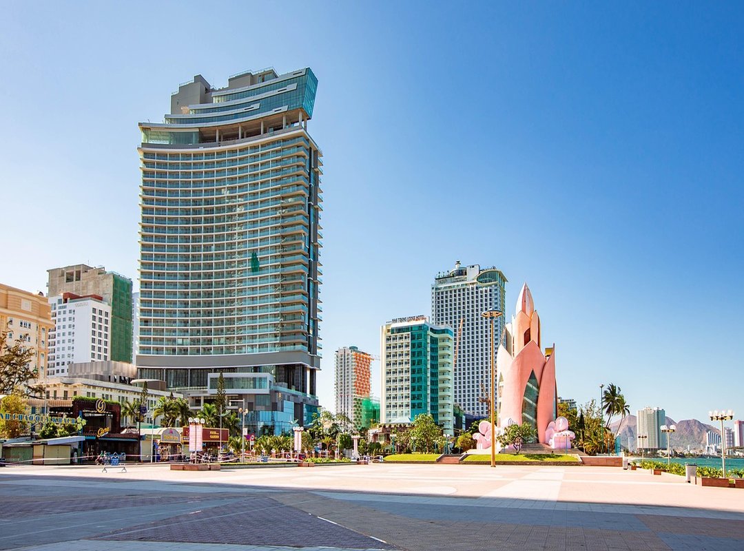 Hotels to Stay at Zethazinco Island